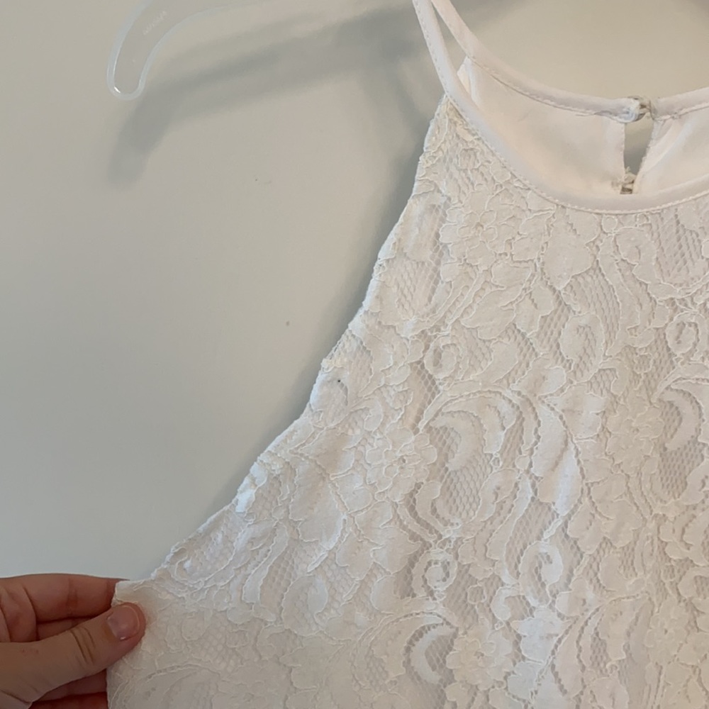 Ivory Lace Tank - Picture 2 of 4